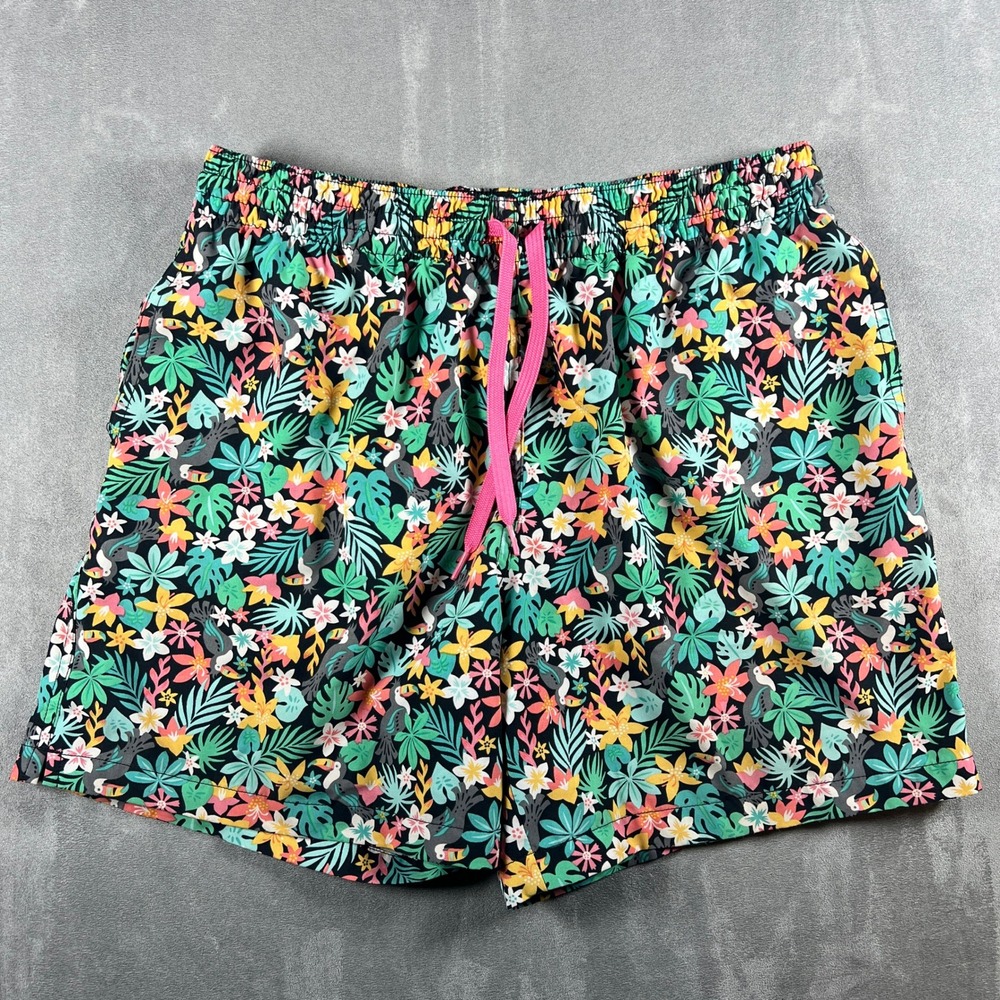 Chubbies Mens The Bloomerangs Tropical Toucan Floral Classic Swim Trunks Shorts